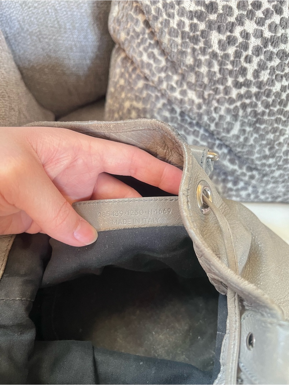 Balenciaga Grey City Le Cagole Motocross Pompon Bucket Bag - Picture 10 of 12